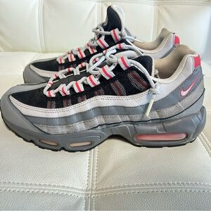 Nike Air Max 95 Essential Particle Grey Track Red SIZE 8.5